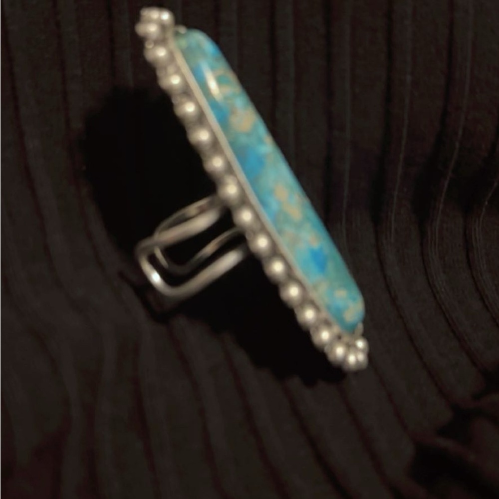 Beautiful western turquoise style adjustable ring, not stamped 925